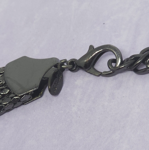 Express Signed Gunmetal Chain Mesh Knot Runway Statement Necklace - Picture 6 of 9